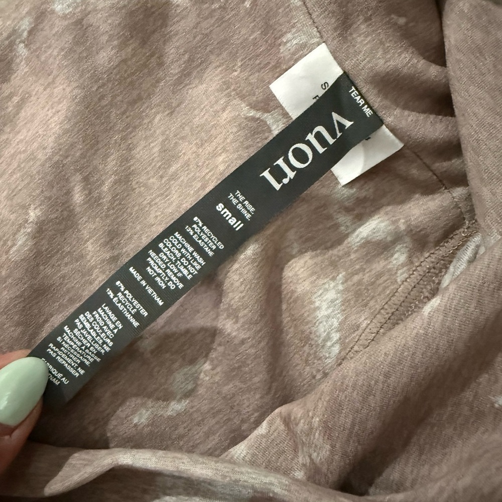 Vuori clean elevation leggings size small - Picture 3 of 5